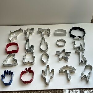 20 cookie cutters